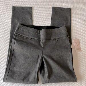 Candie’s Audrey Fit Pull On Heather Gray Size Small‎ Junior